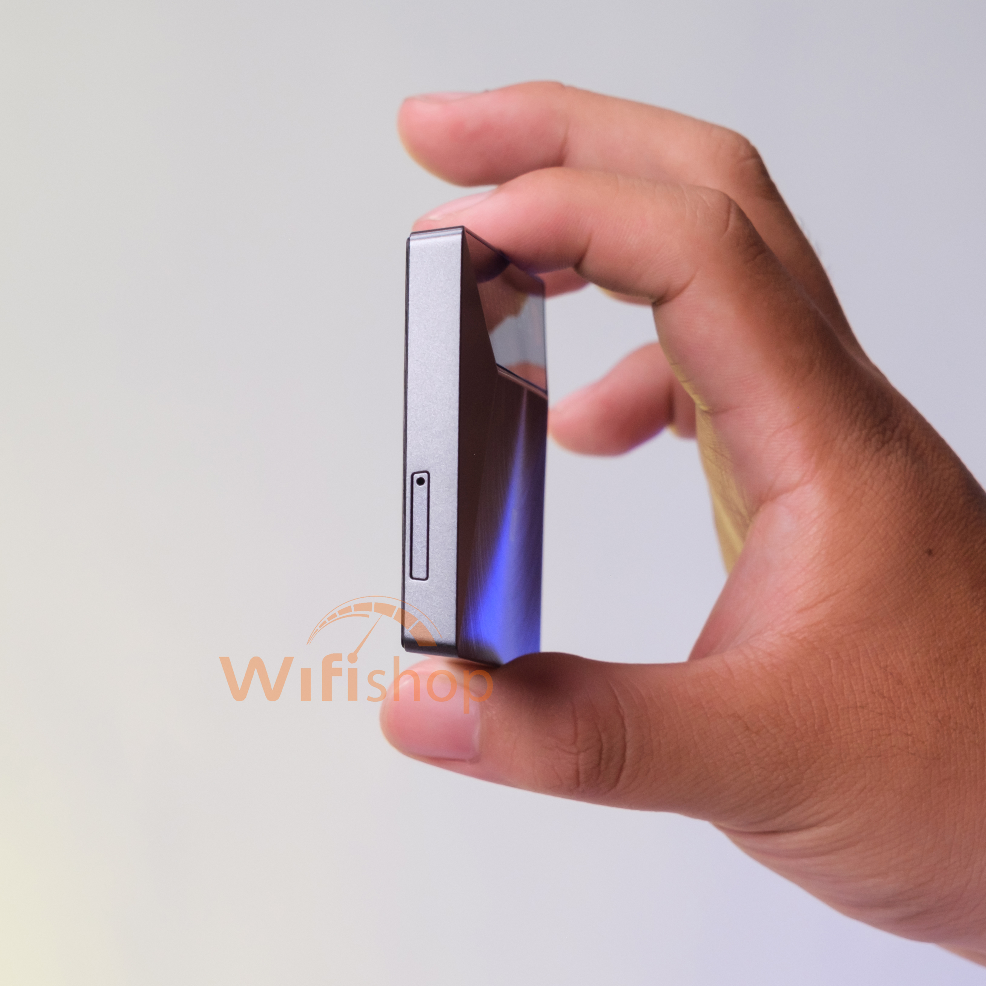 Router Phát Wifi 5G ZTE MU3351 V50 5G tốc độ 1.83 Gbps